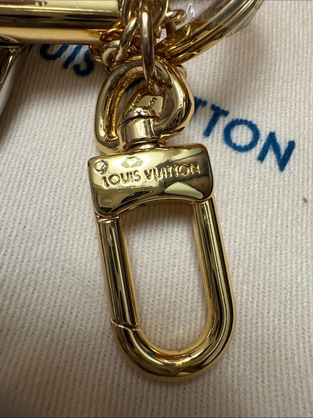 Louis Vuitton New Wave Two-Tone Gold & Silver LV Bag Charm Key Holder NIB - Picture 7 of 11